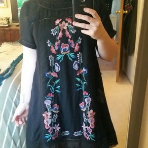 Floral Embroidered Tunic